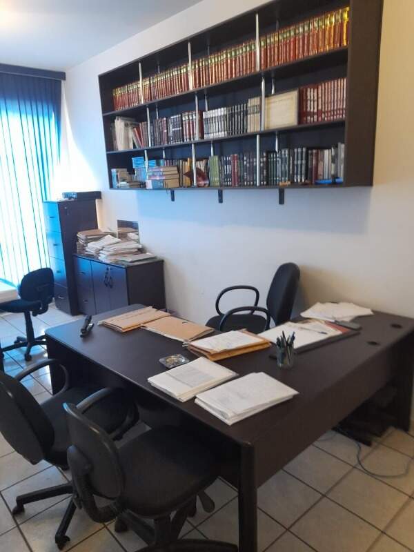 Sala à venda no Setor Central: 