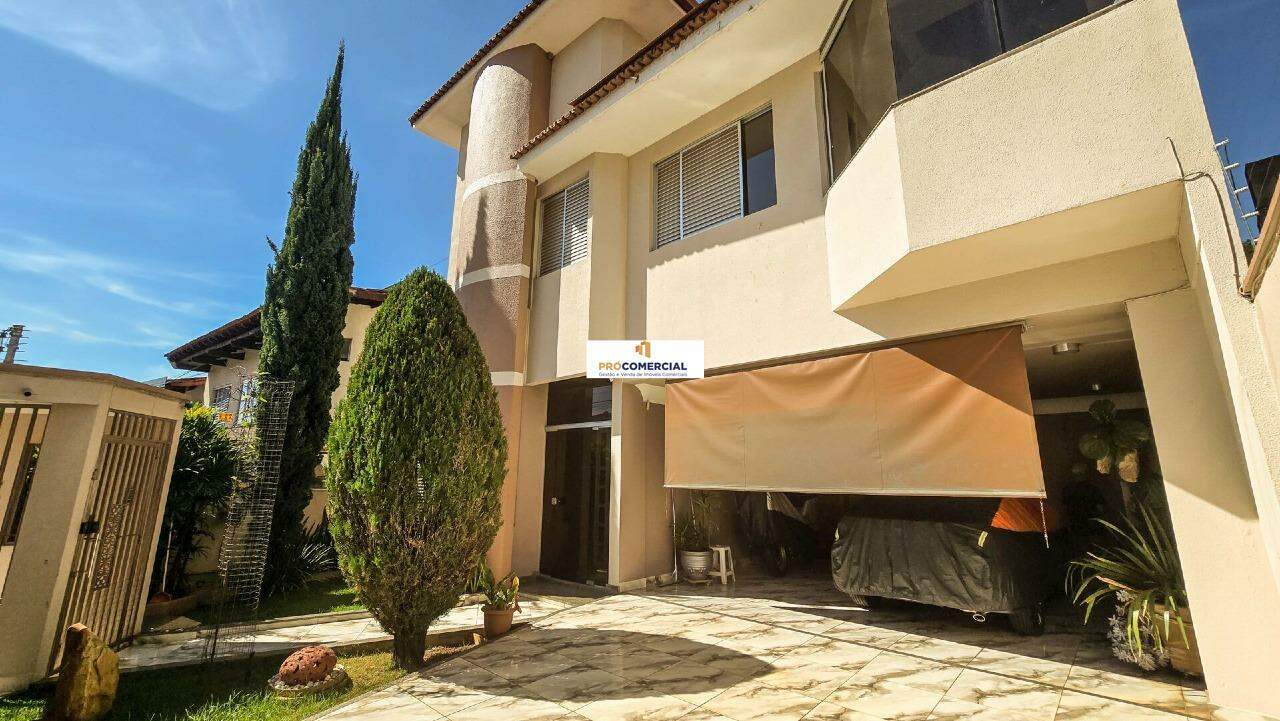 Casa à venda no Setor Sul: 