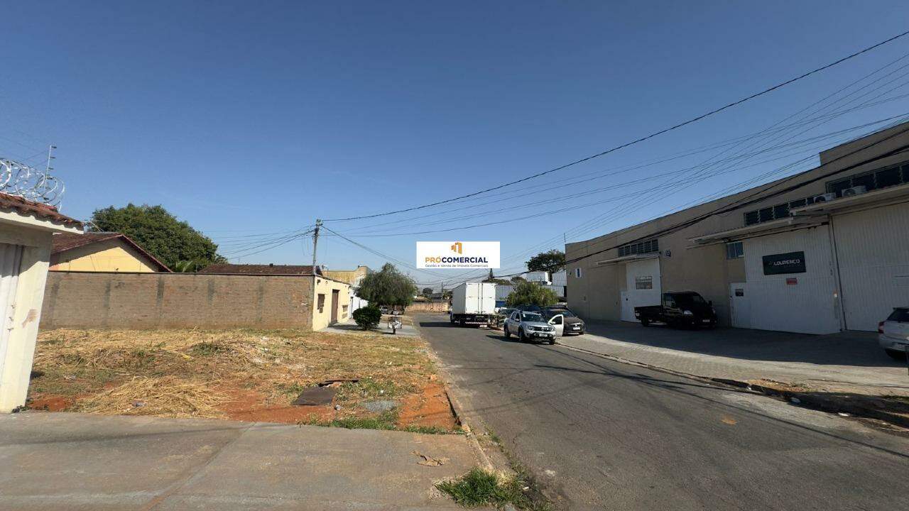Lote à venda no Santa Genoveva: 