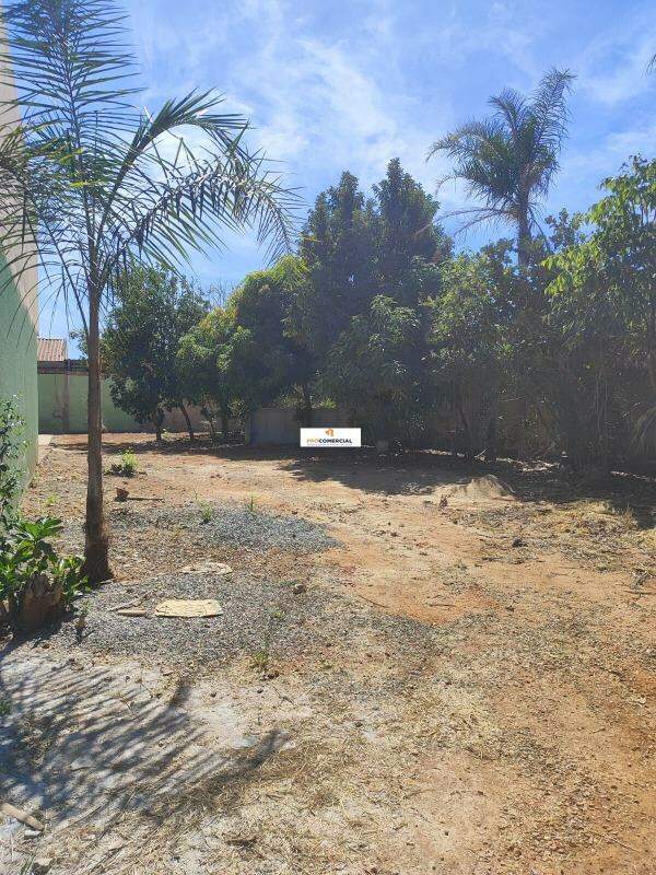 Lote à venda no Santa Genoveva: 