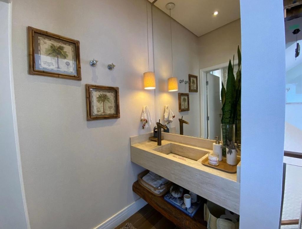 Casa à venda no Jardim Itaquiti: 