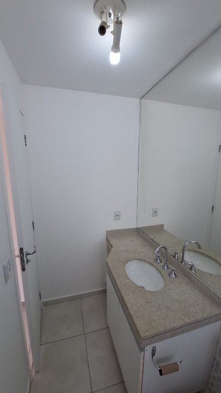 Apartamento para aluguel no Sítio Tamboré Alphaville: 
