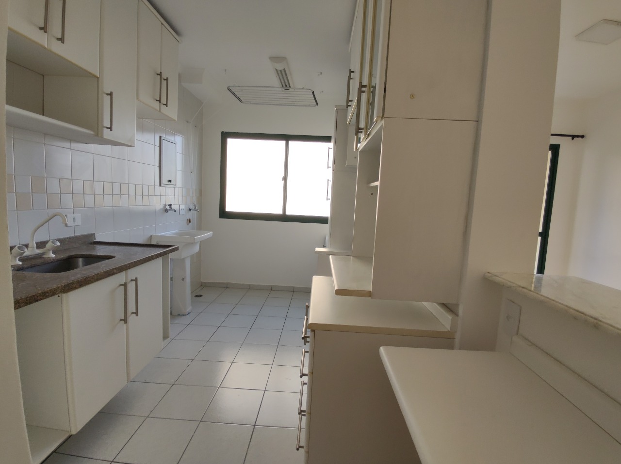 Apartamento para aluguel no Alphaville: 