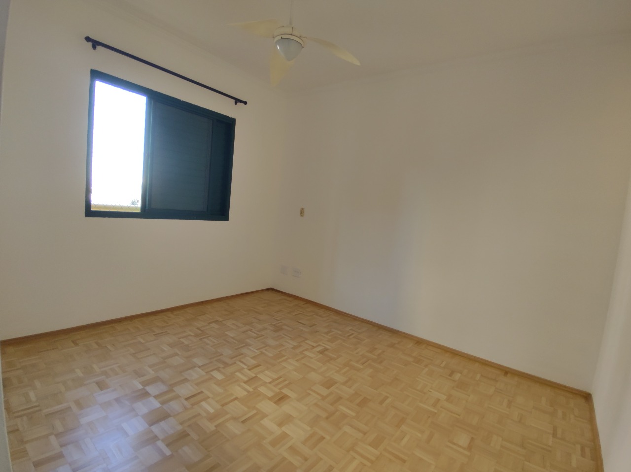 Apartamento para aluguel no Alphaville: 