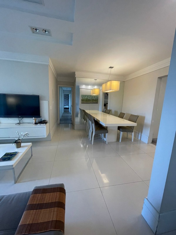 Apartamento para aluguel no Tamboré: 