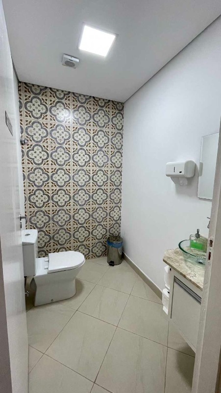 Salão à venda no Votupoca: 