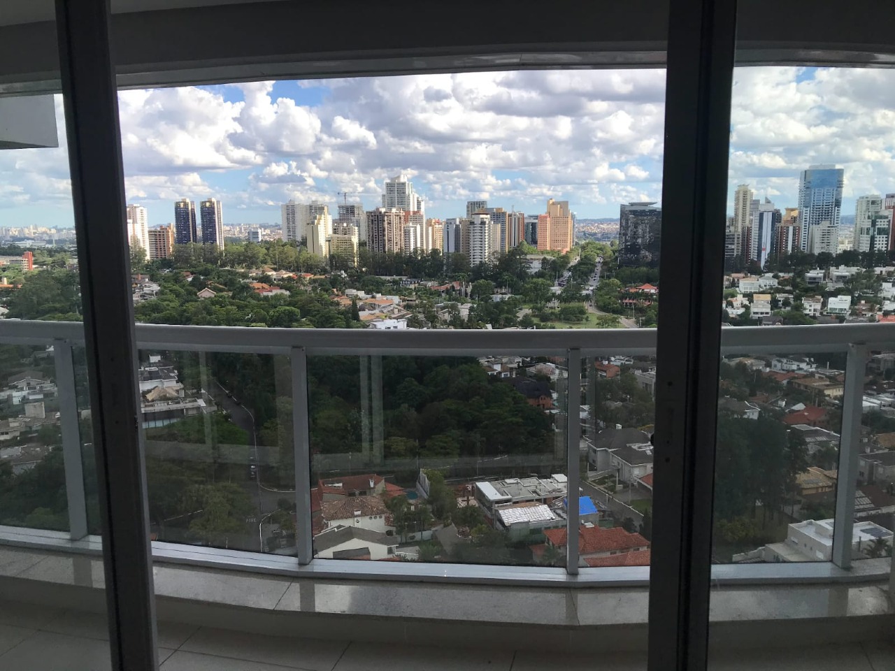 Apartamento para aluguel no Melville Empresarial I e II: 