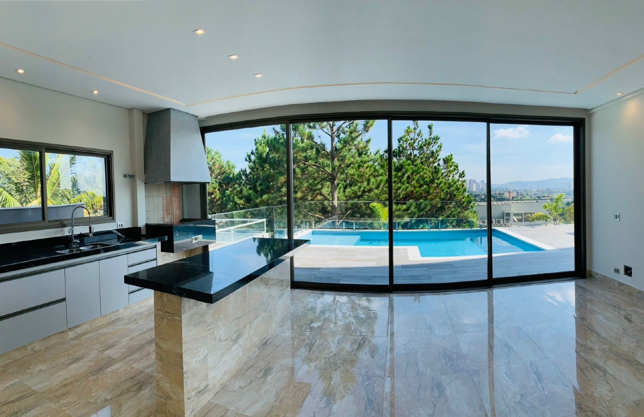 Casa à venda no Tamboré: 