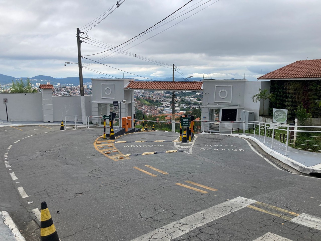 Casa à venda no Sítio das Paineiras/California: 