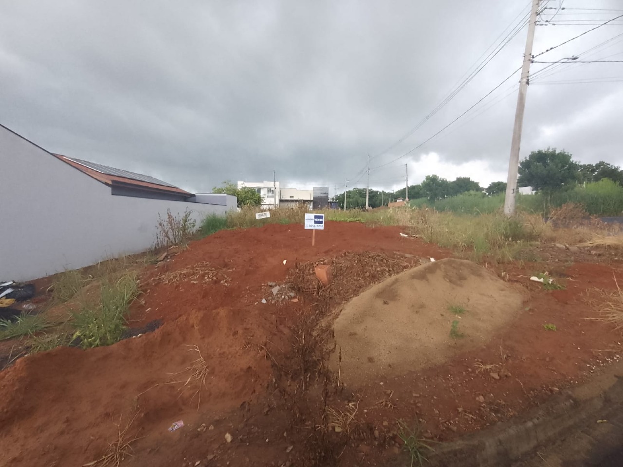 Lote à venda no Jardim Botânico: 