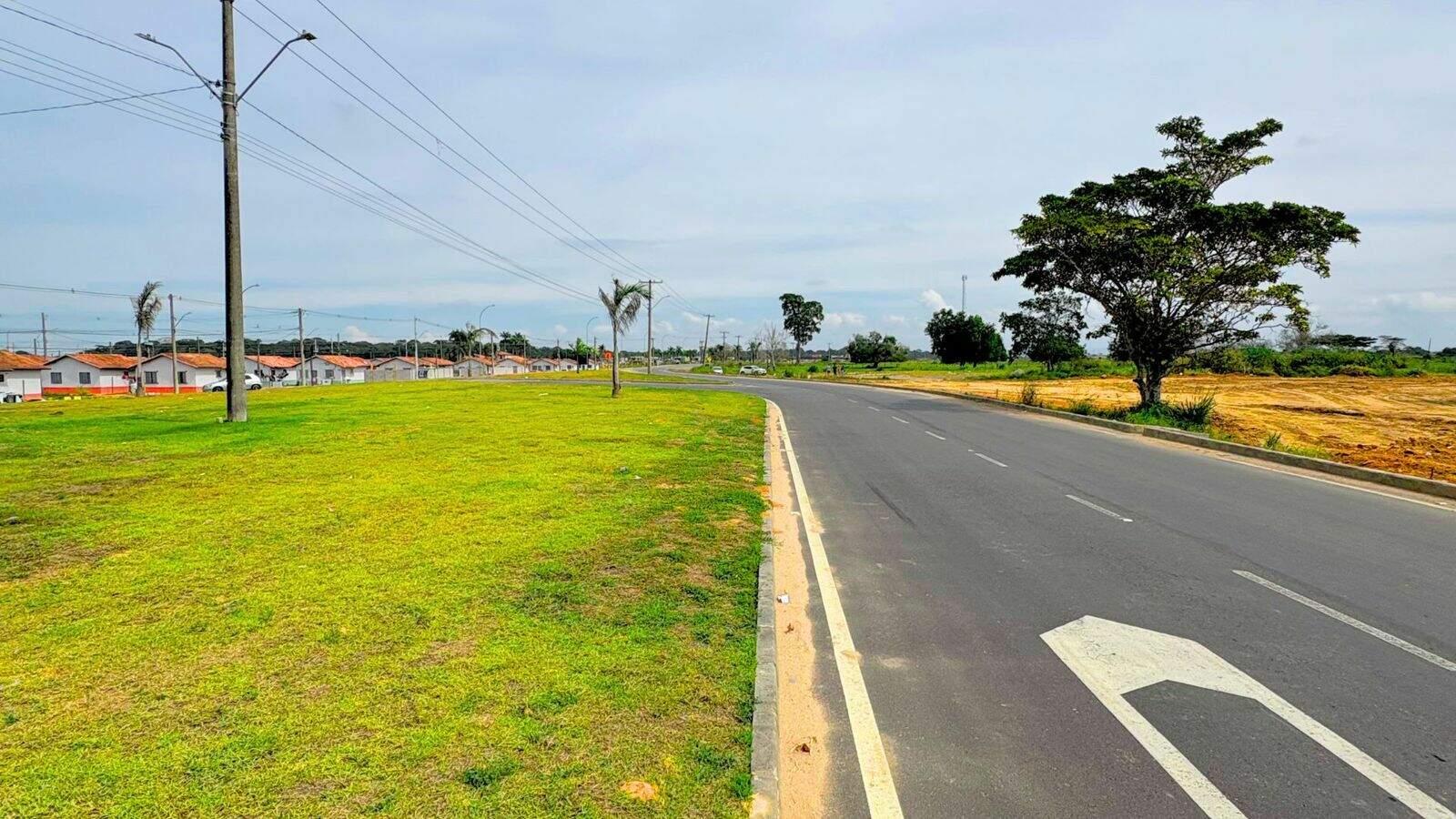 Área à venda no Aviso: 