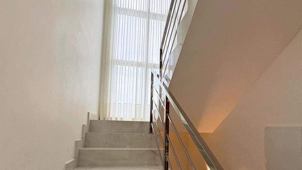 Casa à venda no Canivete: 