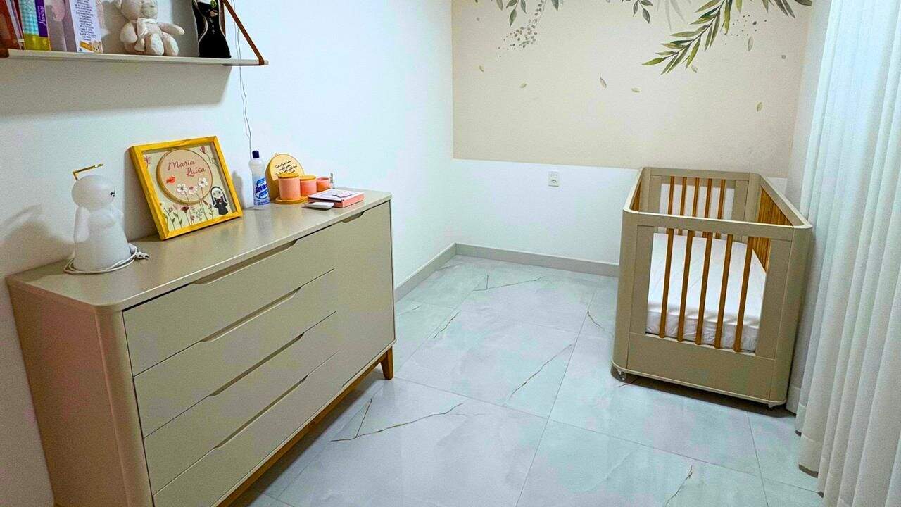 Casa à venda no Canivete: 