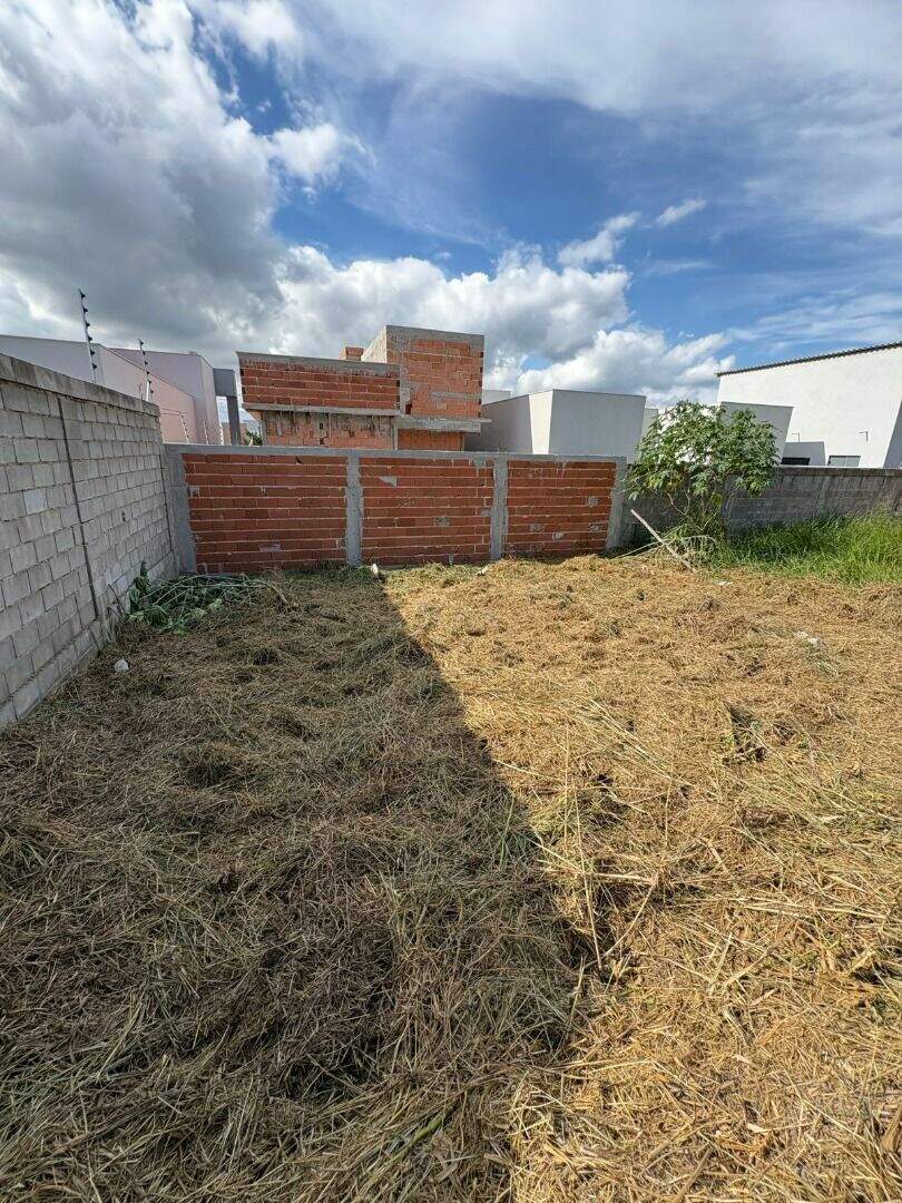 Terreno à venda no São José: 