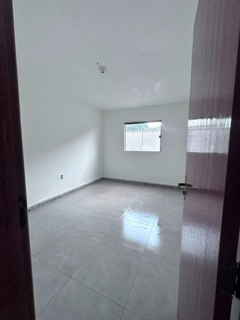 Casa à venda no Planalto: 