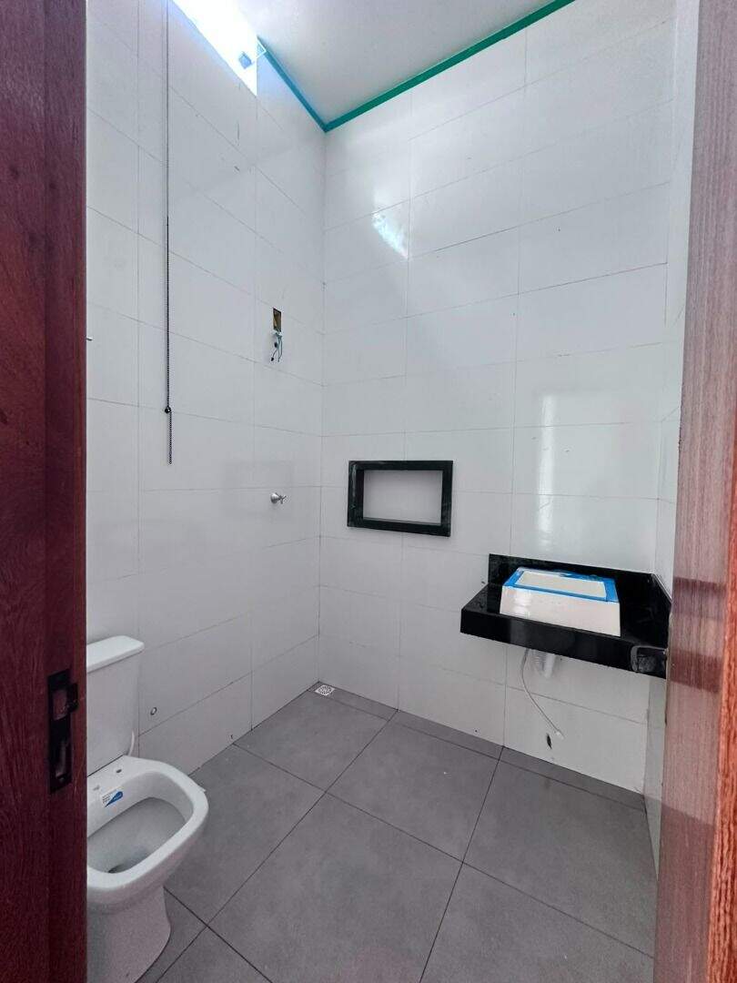 Casa à venda no Planalto: 