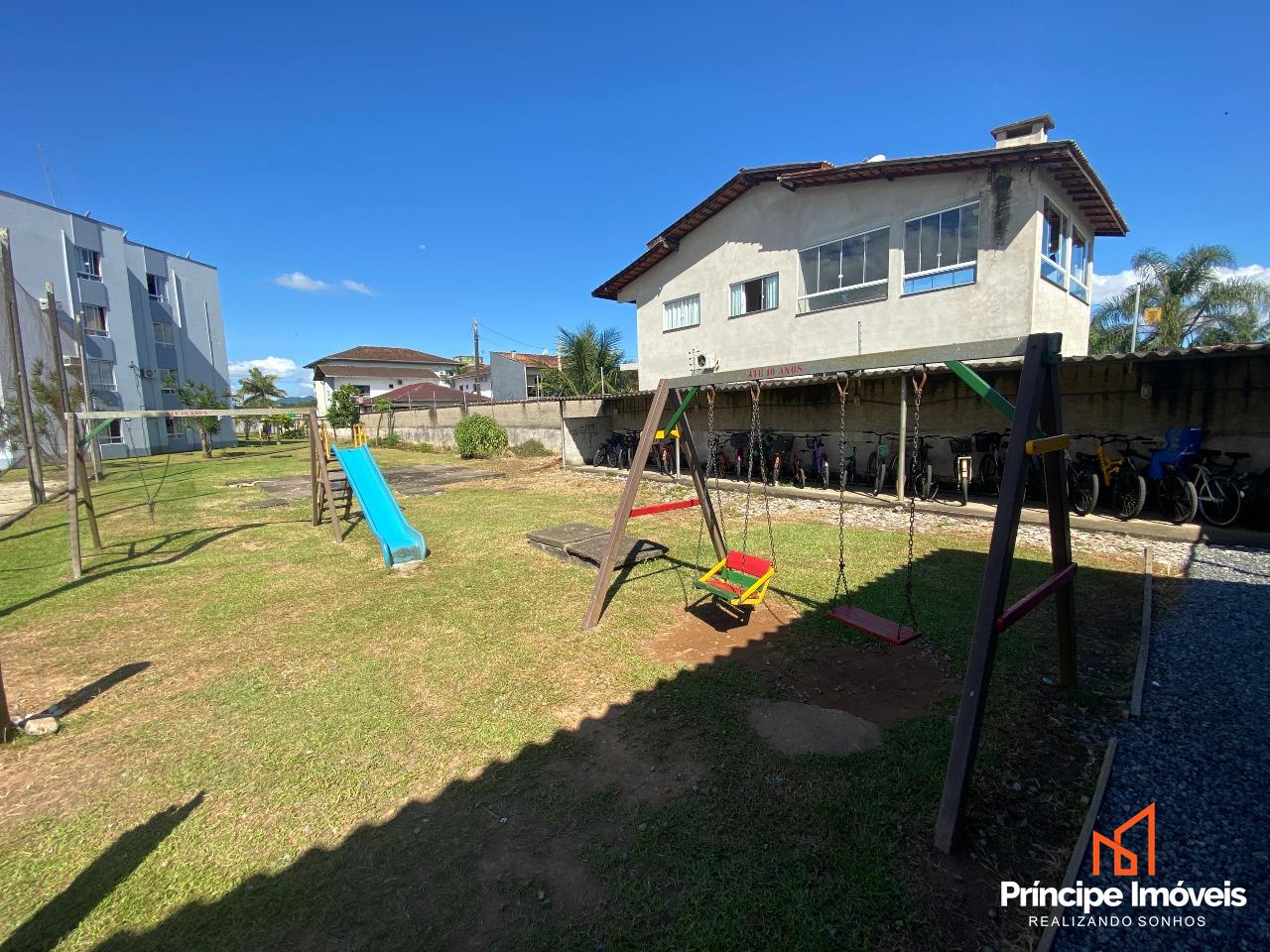 Apartamento para aluguel em Joinville, Iririú, 2 quartos: 