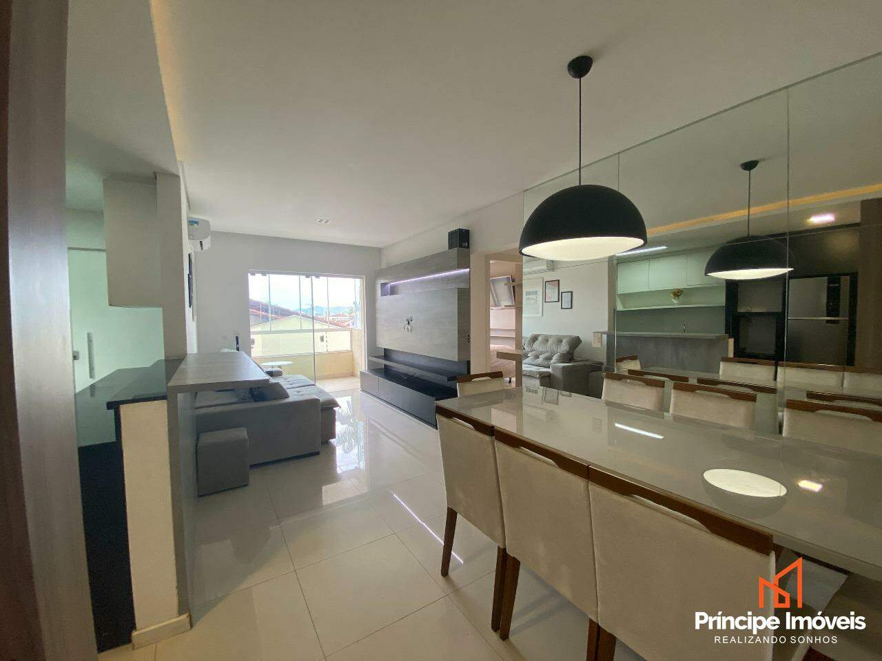 Apartamento para aluguel em Joinville, Costa e Silva, 2 quartos: 
