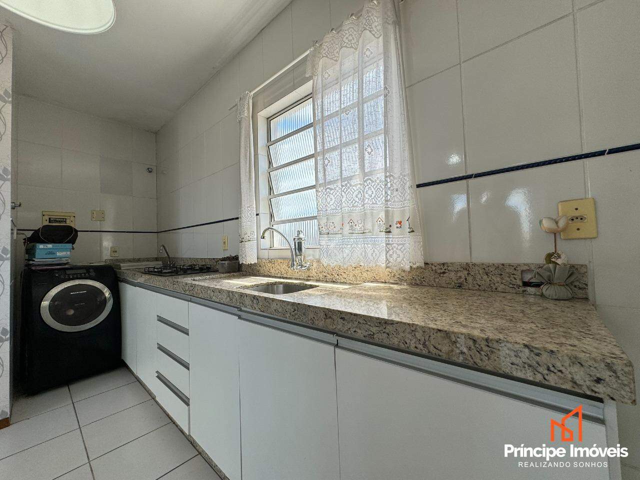 Apartamento para aluguel em Joinville, Guanabara, 2 quartos: 