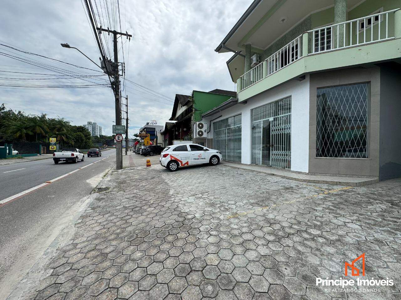 Sala comercial para aluguel em Joinville, Iririú, : 