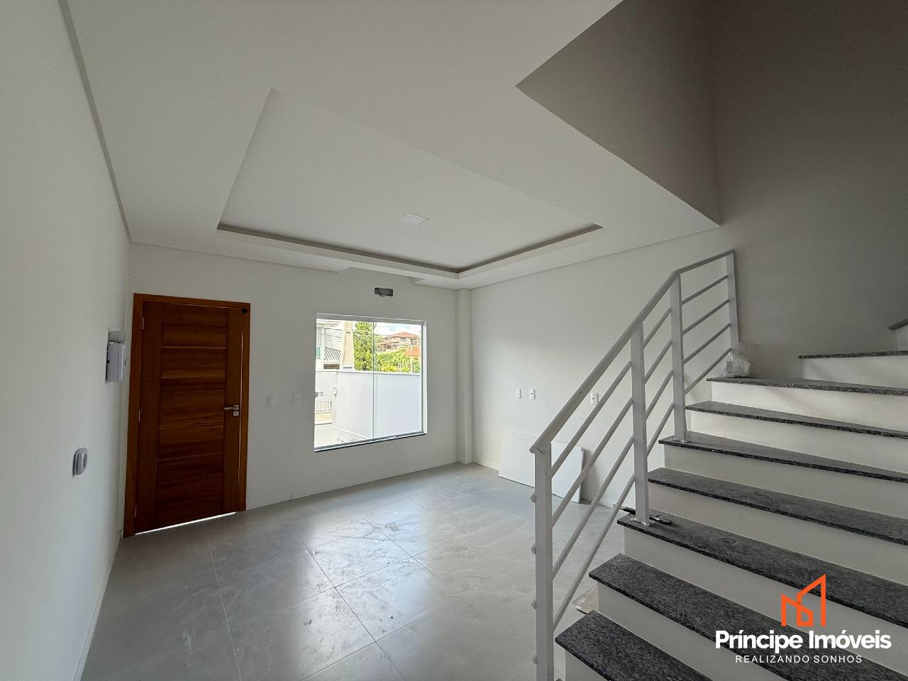 Geminado à venda em Joinville, Guanabara, 2 quartos: 