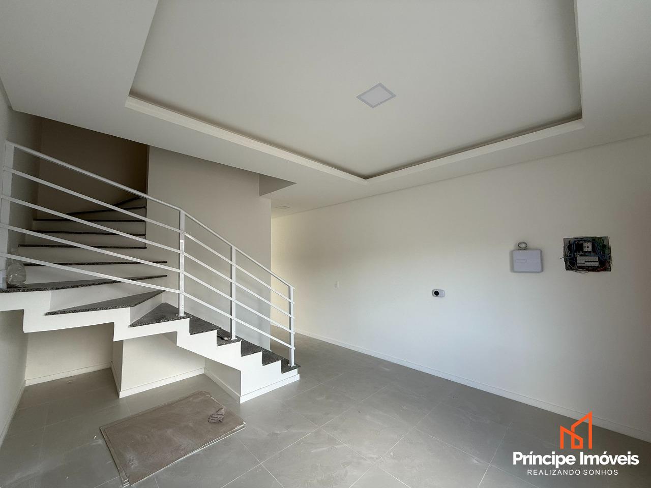 Geminado à venda em Joinville, Guanabara, 2 quartos: 