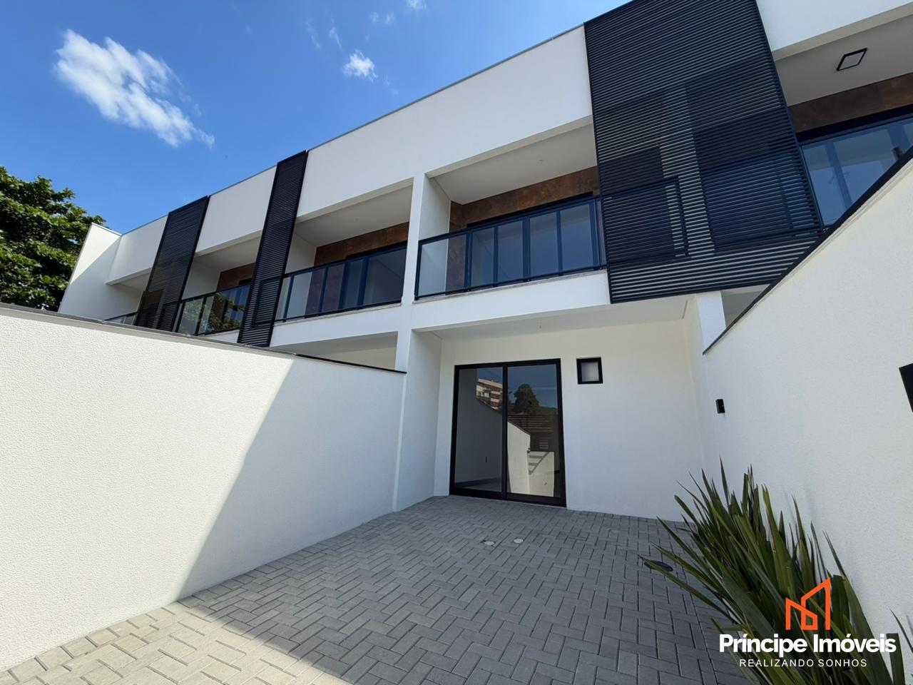 Casa à venda em Joinville, Saguaçu, 3 quartos: 