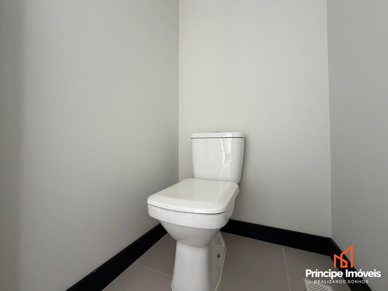 Casa à venda em Joinville, Saguaçu, 3 quartos: 