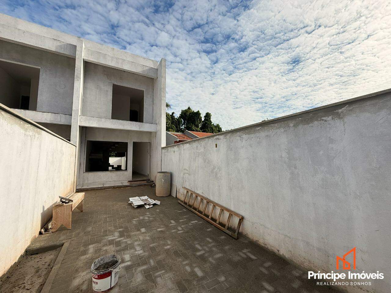 Geminado à venda em Joinville, Floresta, 3 quartos: 