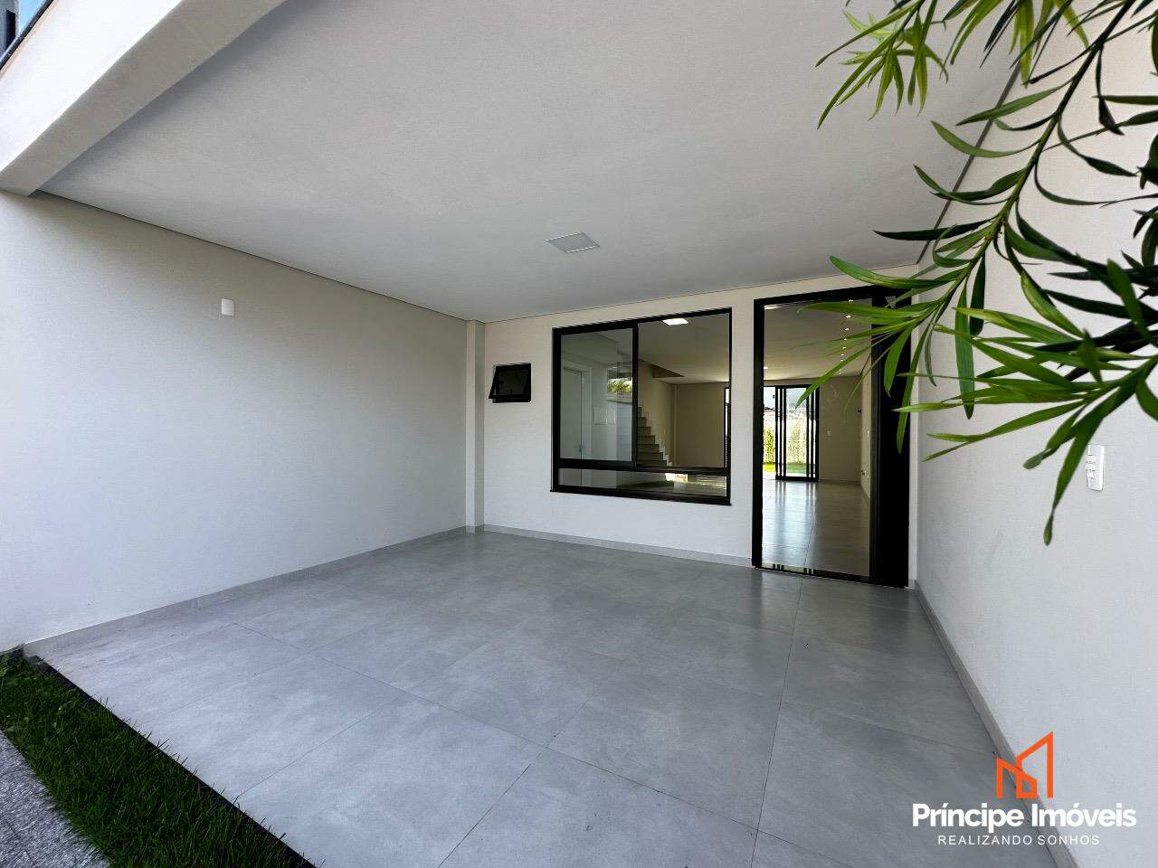 Geminado à venda em Joinville, Saguaçu, 3 quartos: 