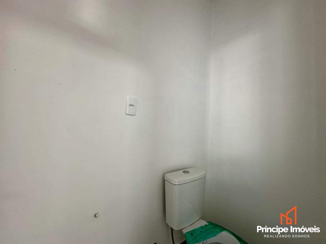 Geminado à venda em Joinville, Saguaçu, 3 quartos: 