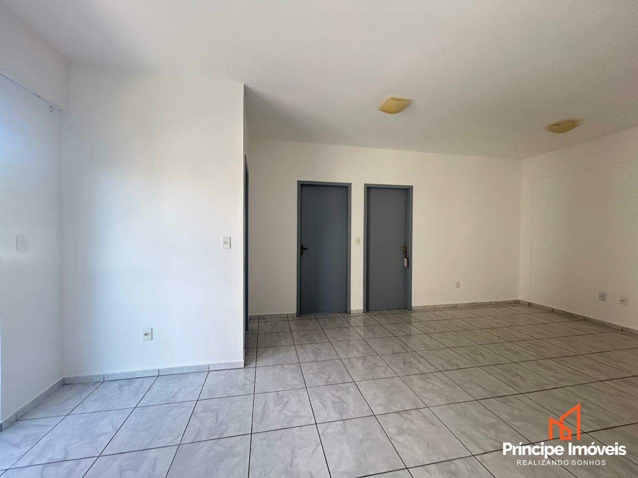 Apartamento para aluguel em Joinville, Costa e Silva, 2 quartos: 