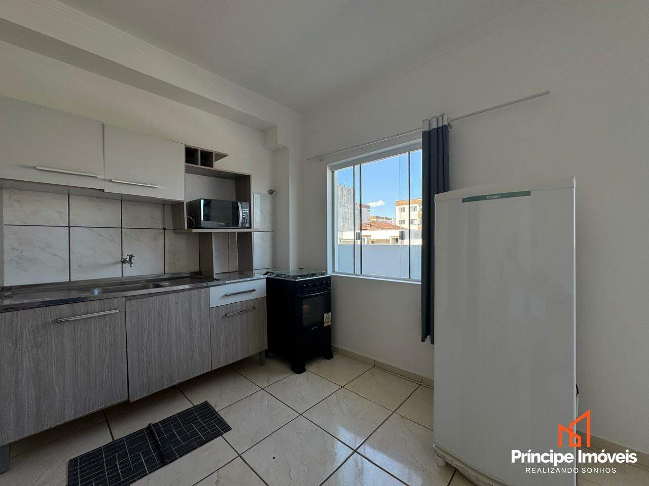 Apartamento para aluguel em Joinville, Costa e Silva, 1 quarto: 