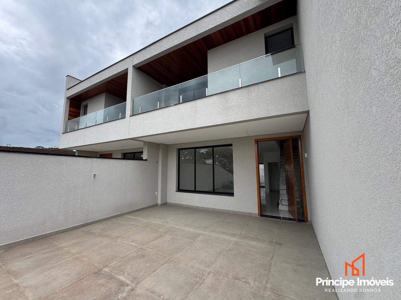 Geminado à venda em Joinville, Anita Garibaldi, 3 quartos: 