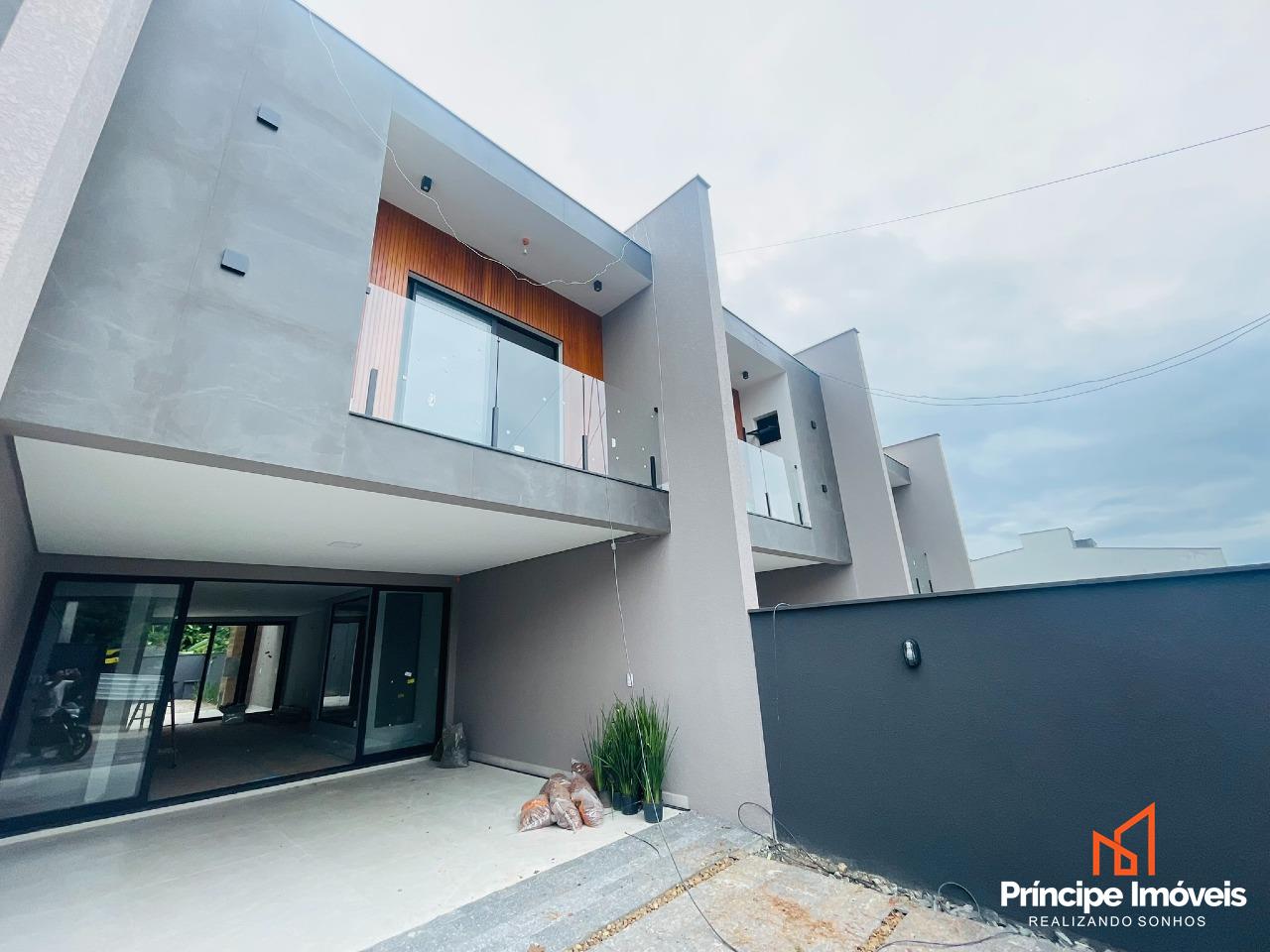 Geminado à venda em Joinville, Bom Retiro, 3 quartos: 