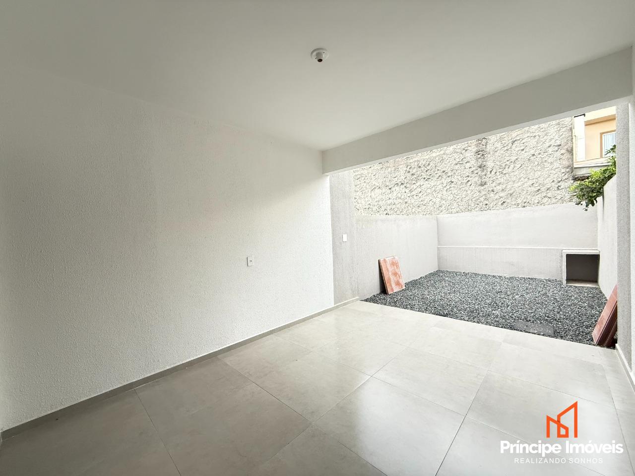 Geminado à venda em Joinville, Boa Vista, 3 quartos: 