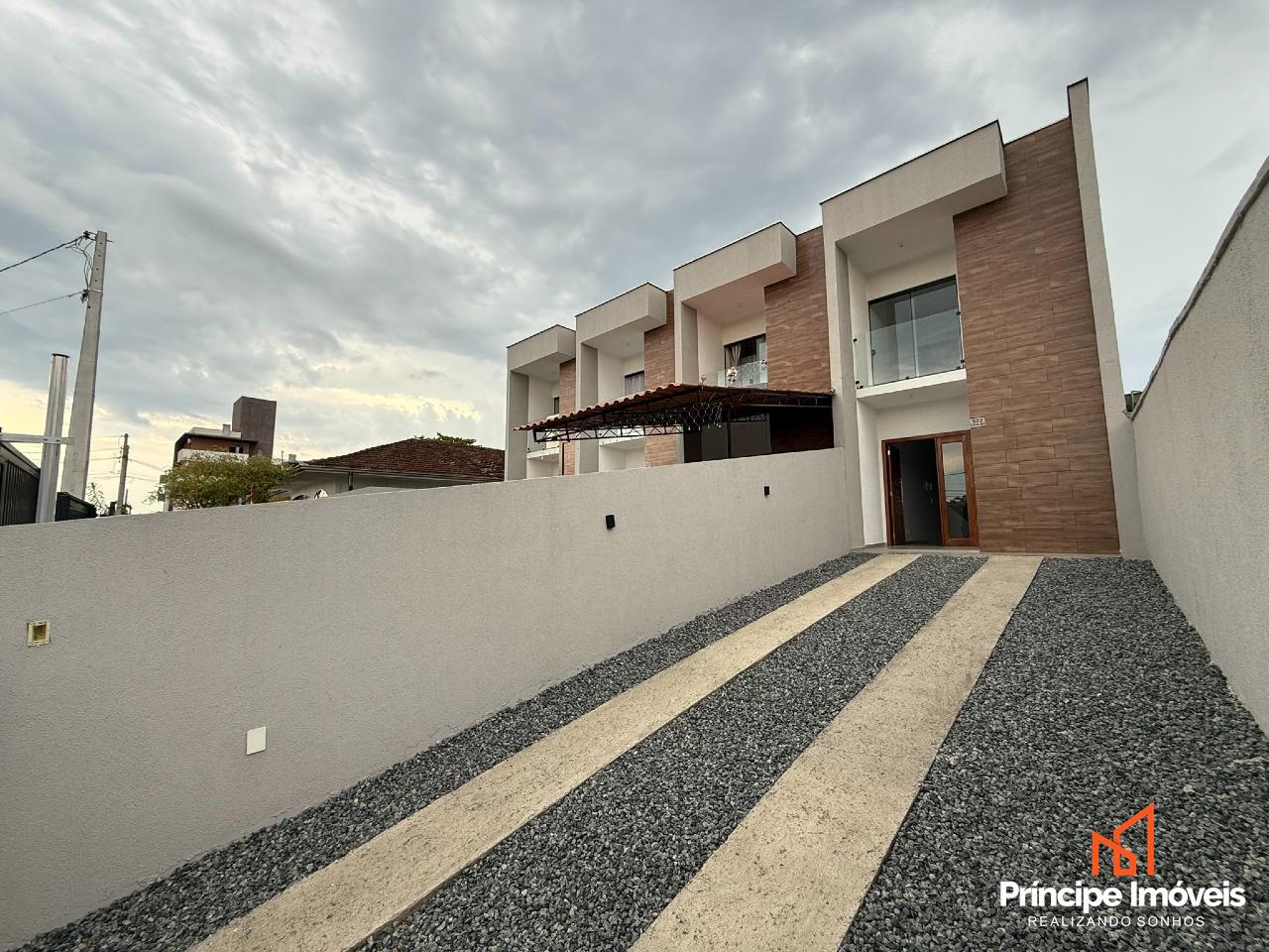 Geminado à venda em Joinville, Boa Vista, 3 quartos: 