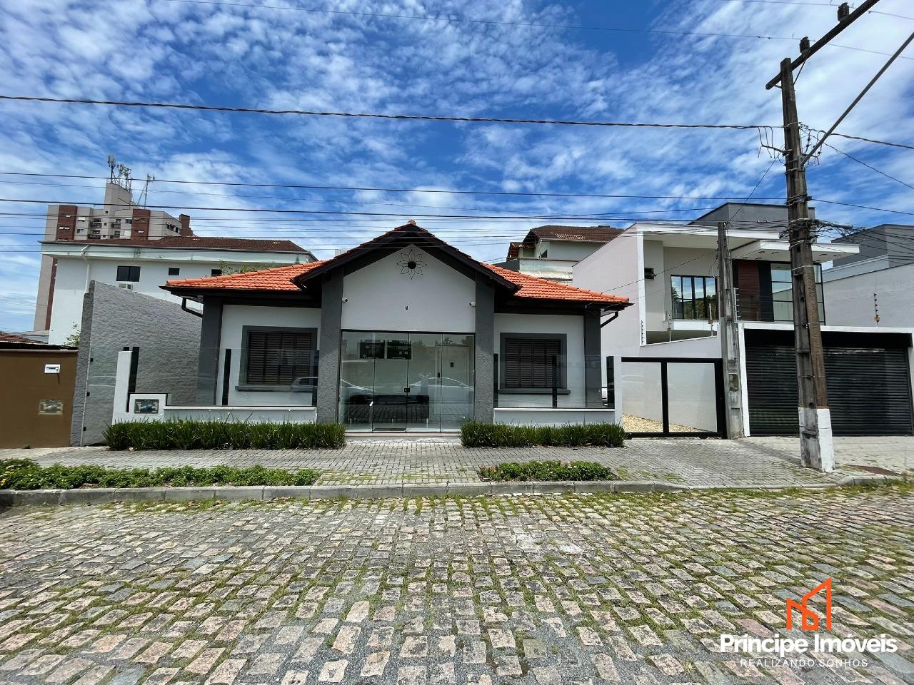 Casa à venda em Joinville, América, 4 quartos: 
