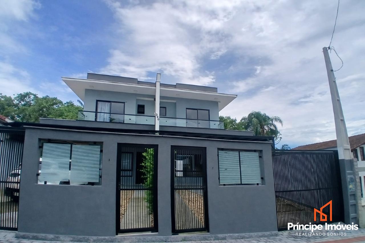 Geminado à venda em Joinville, Bom Retiro, 3 quartos: 