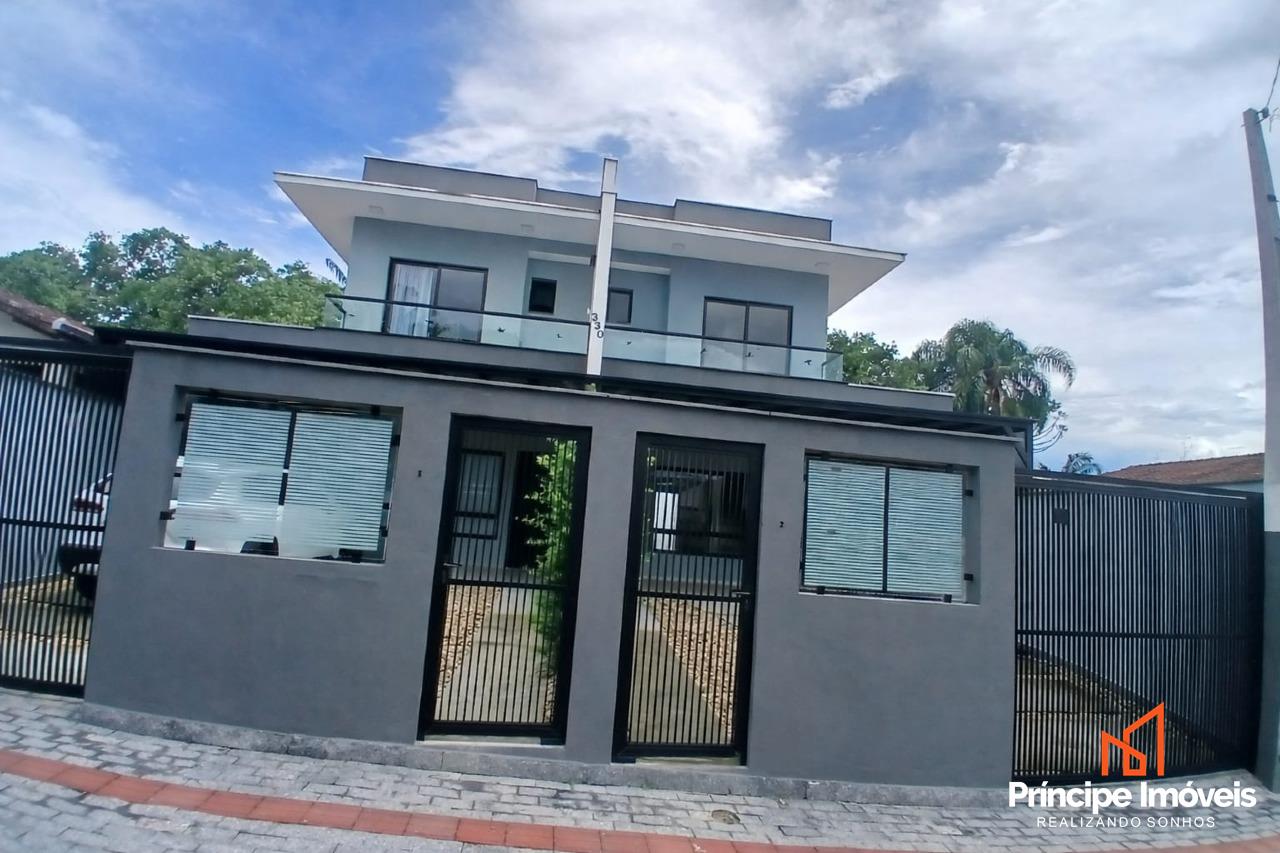 Geminado à venda em Joinville, Bom Retiro, 3 quartos: 