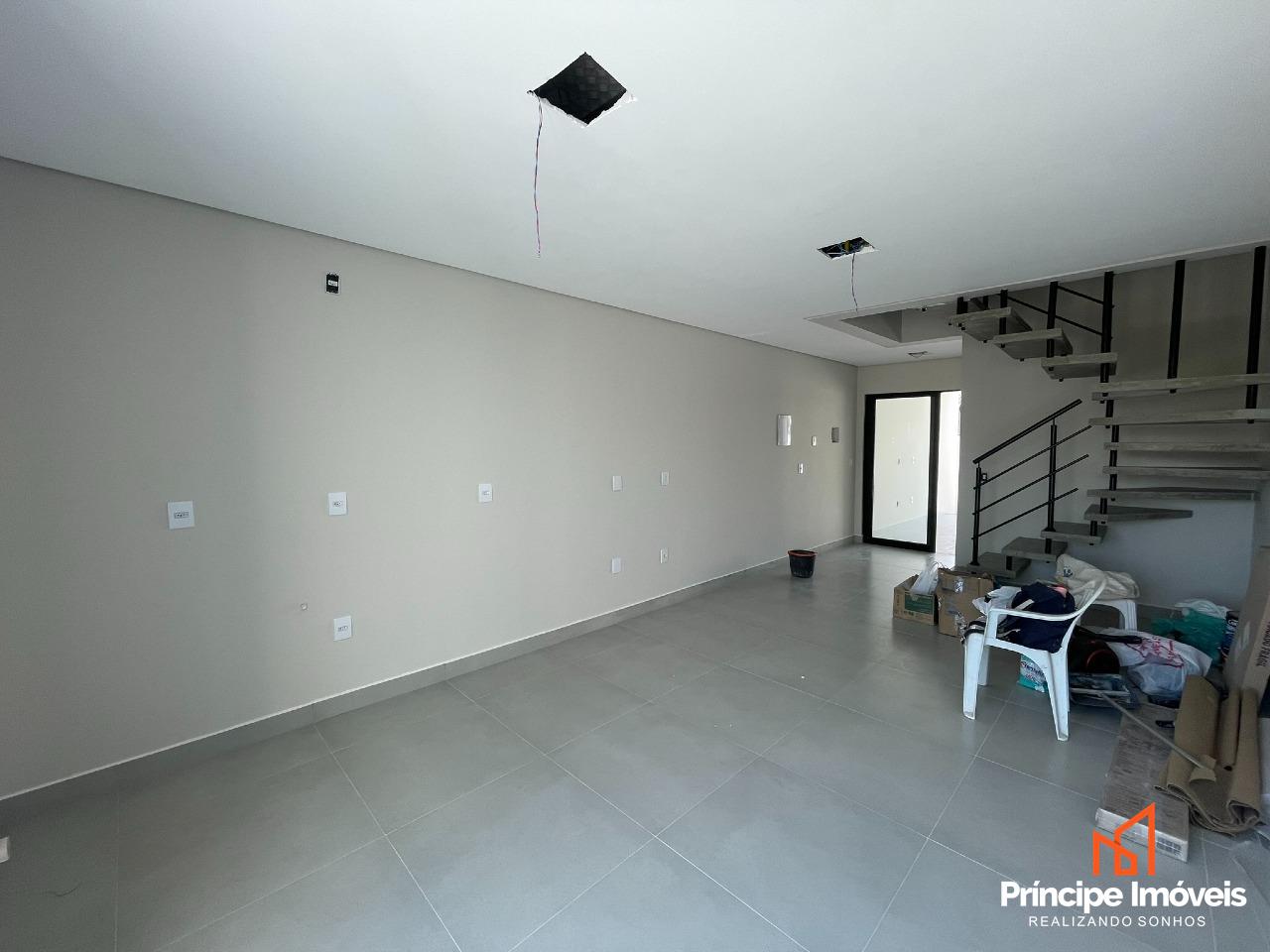 Geminado à venda em Joinville, Costa e Silva, 3 quartos: 