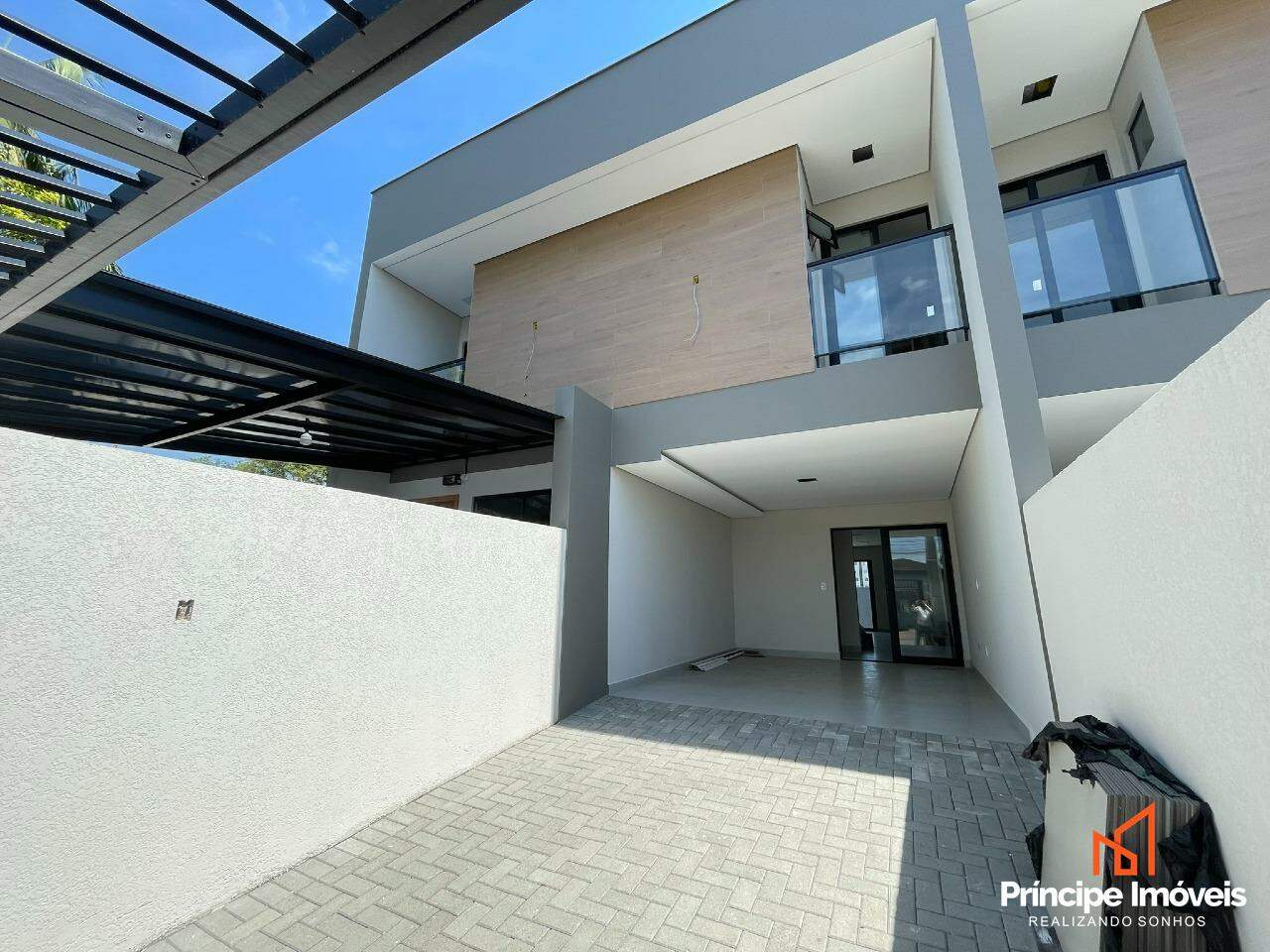 Geminado à venda em Joinville, Costa e Silva, 3 quartos: 