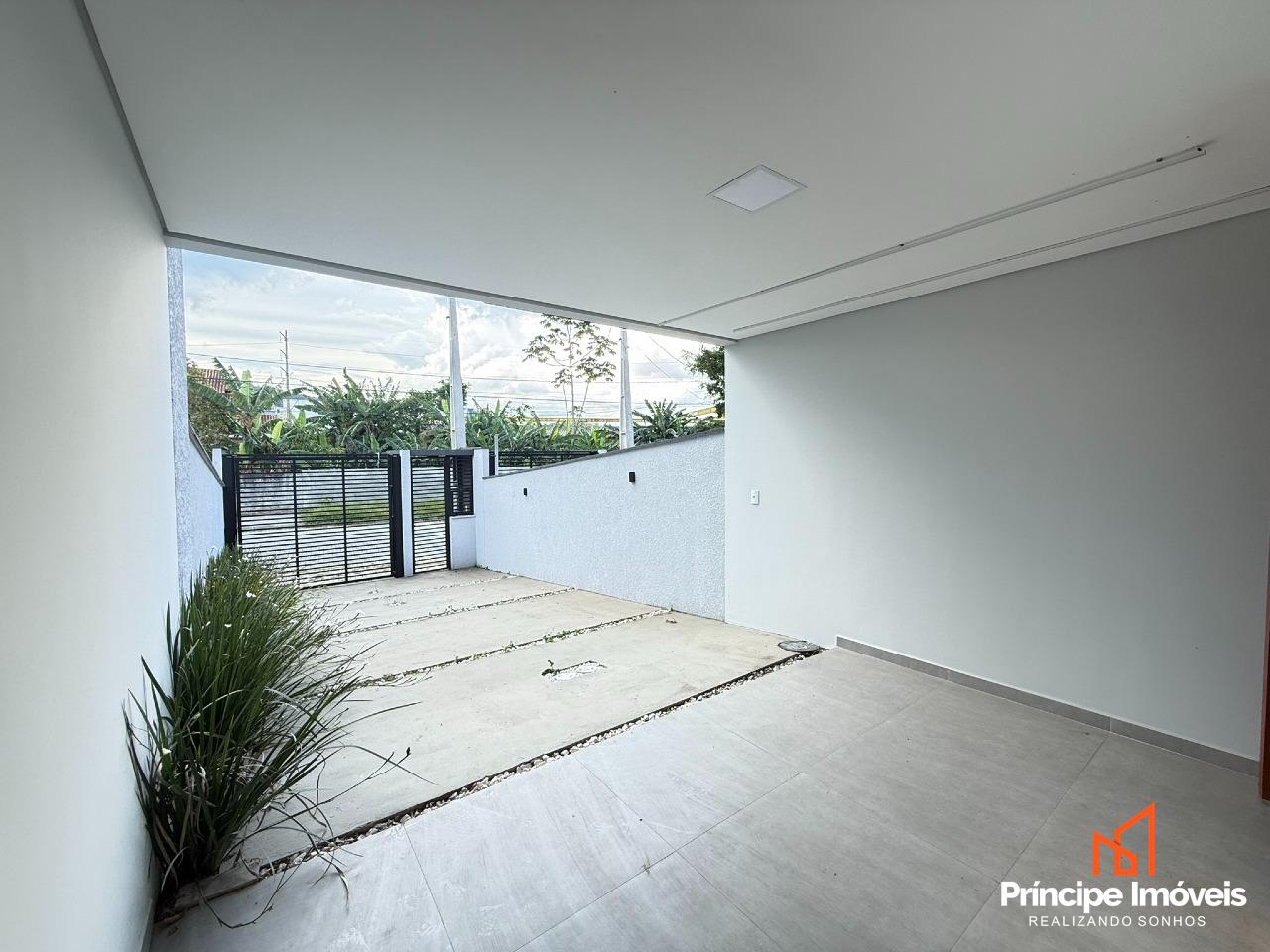 Geminado à venda em Joinville, Iririú, 3 quartos: 