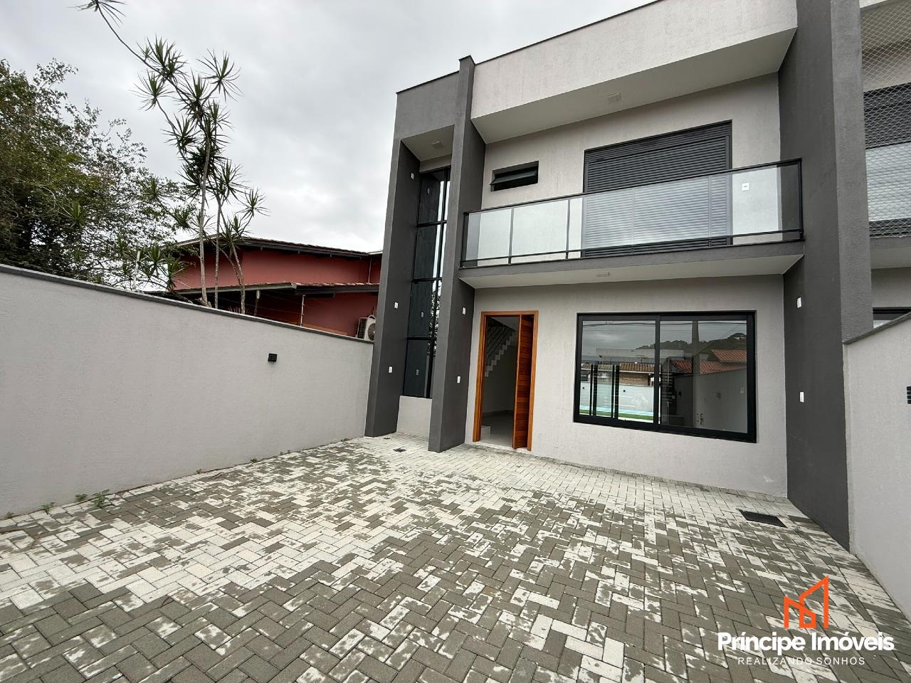 Geminado à venda em Joinville, Glória, 3 quartos: 