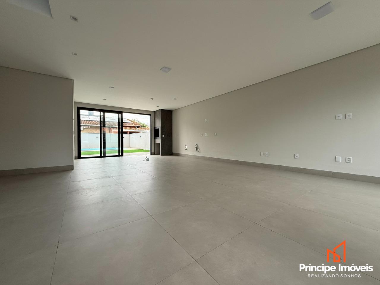 Geminado à venda em Joinville, Glória, 3 quartos: 