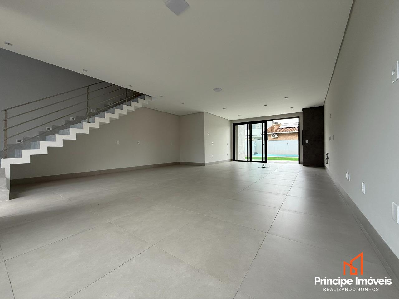 Geminado à venda em Joinville, Glória, 3 quartos: 