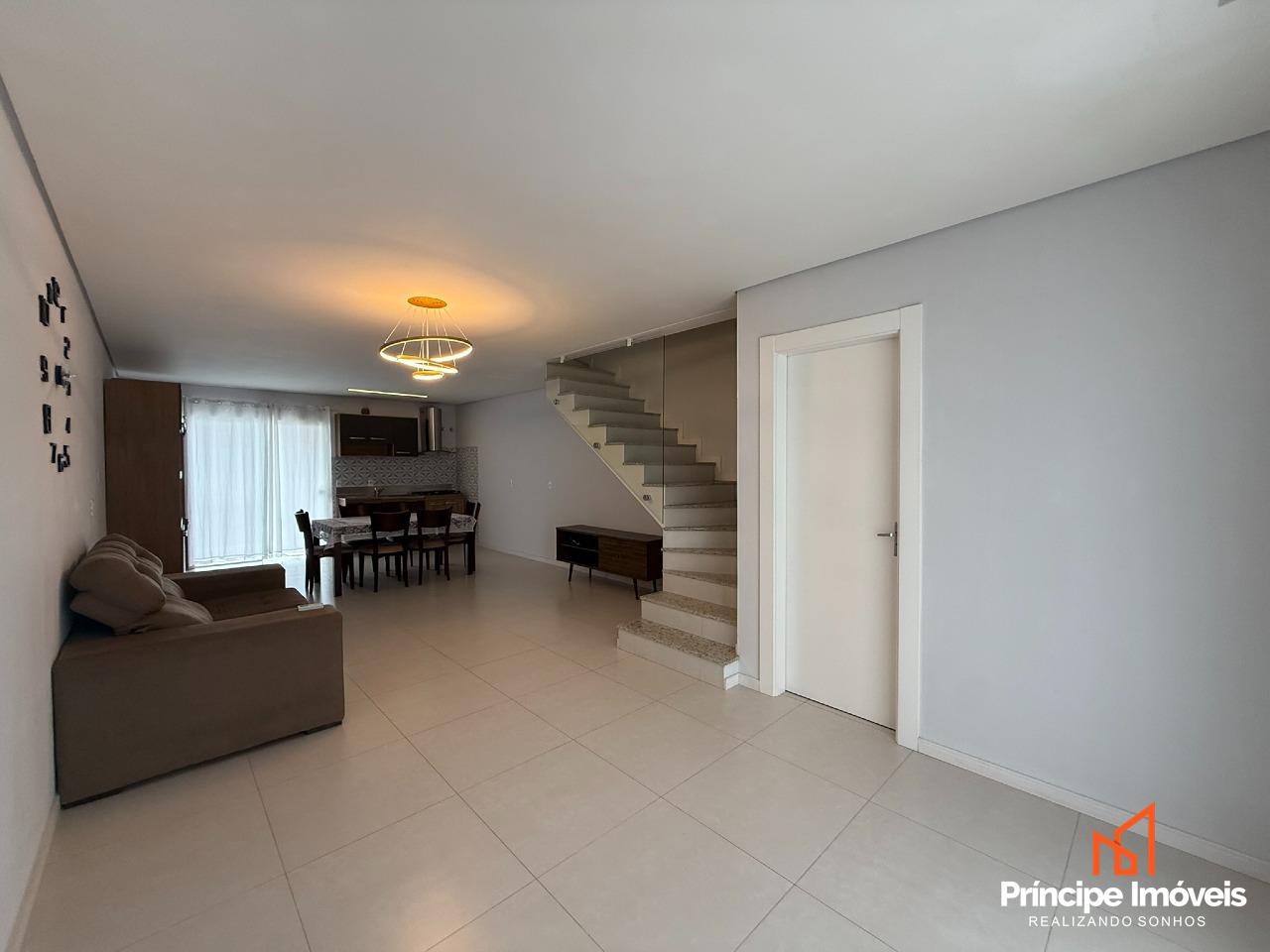 Geminado à venda em Joinville, Guanabara, 3 quartos: 