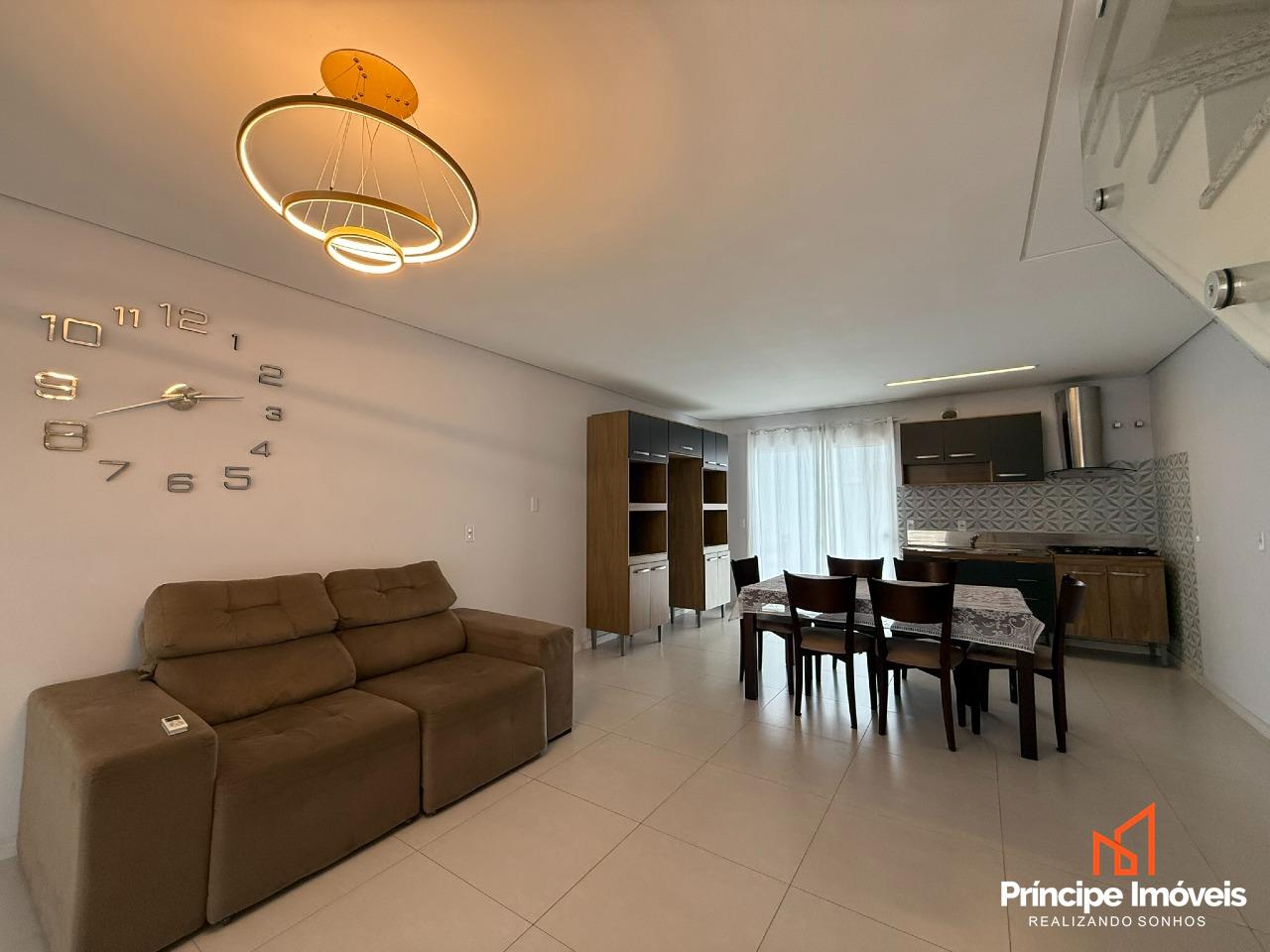 Geminado à venda em Joinville, Guanabara, 3 quartos: 