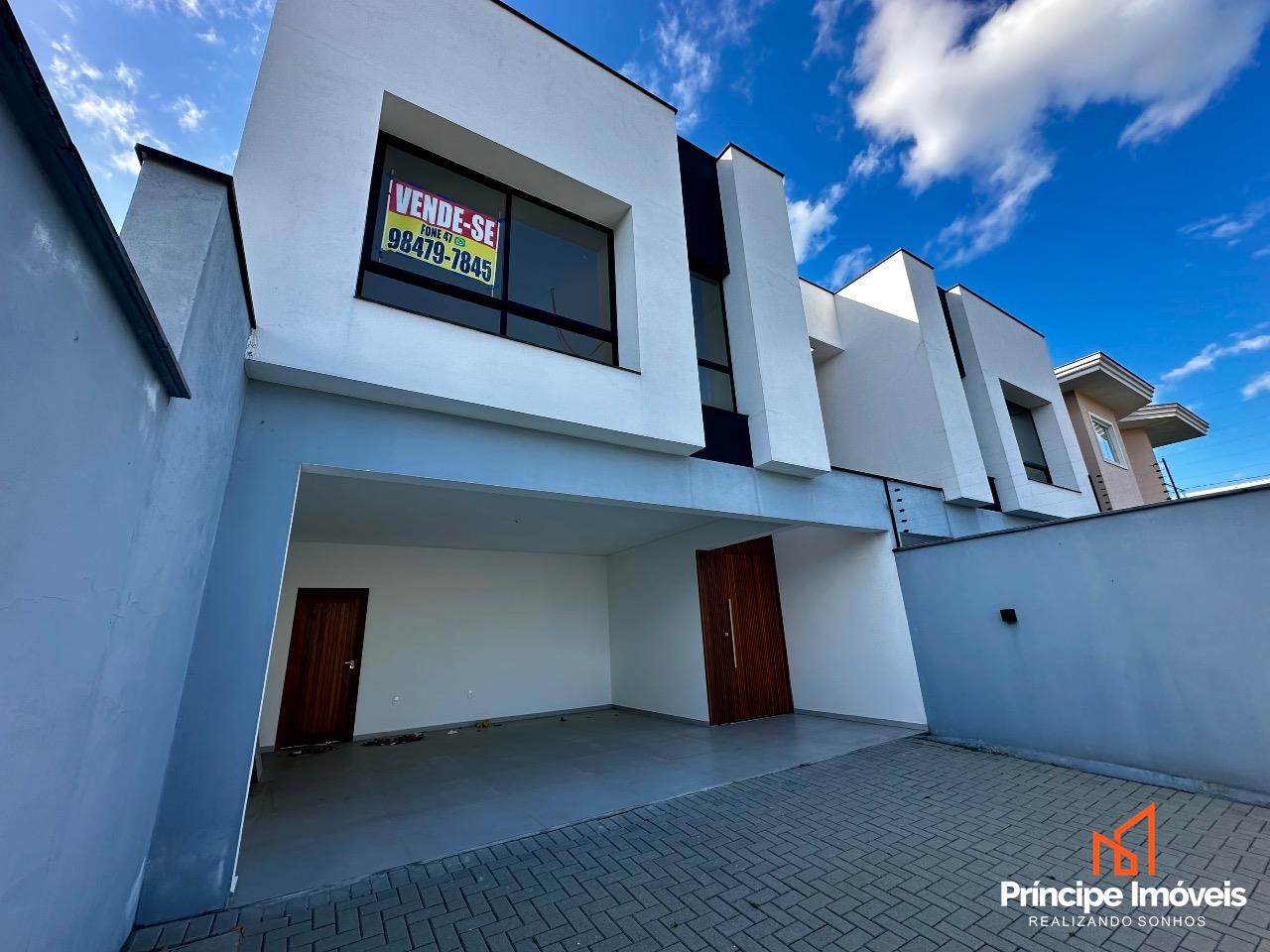 Geminado à venda em Joinville, Iririú, 3 quartos: 