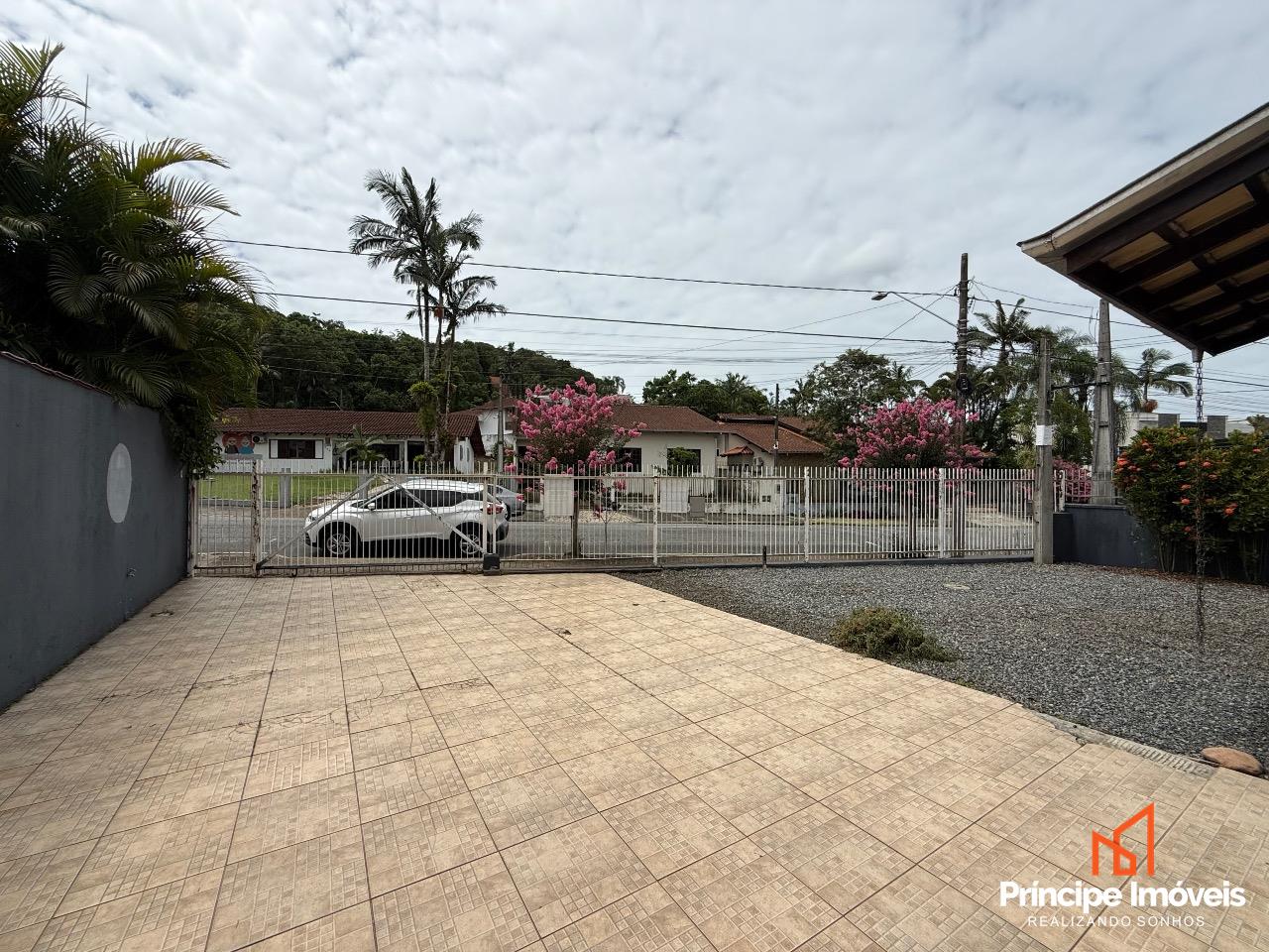 Casa à venda em Joinville, Saguaçu, 3 quartos: 